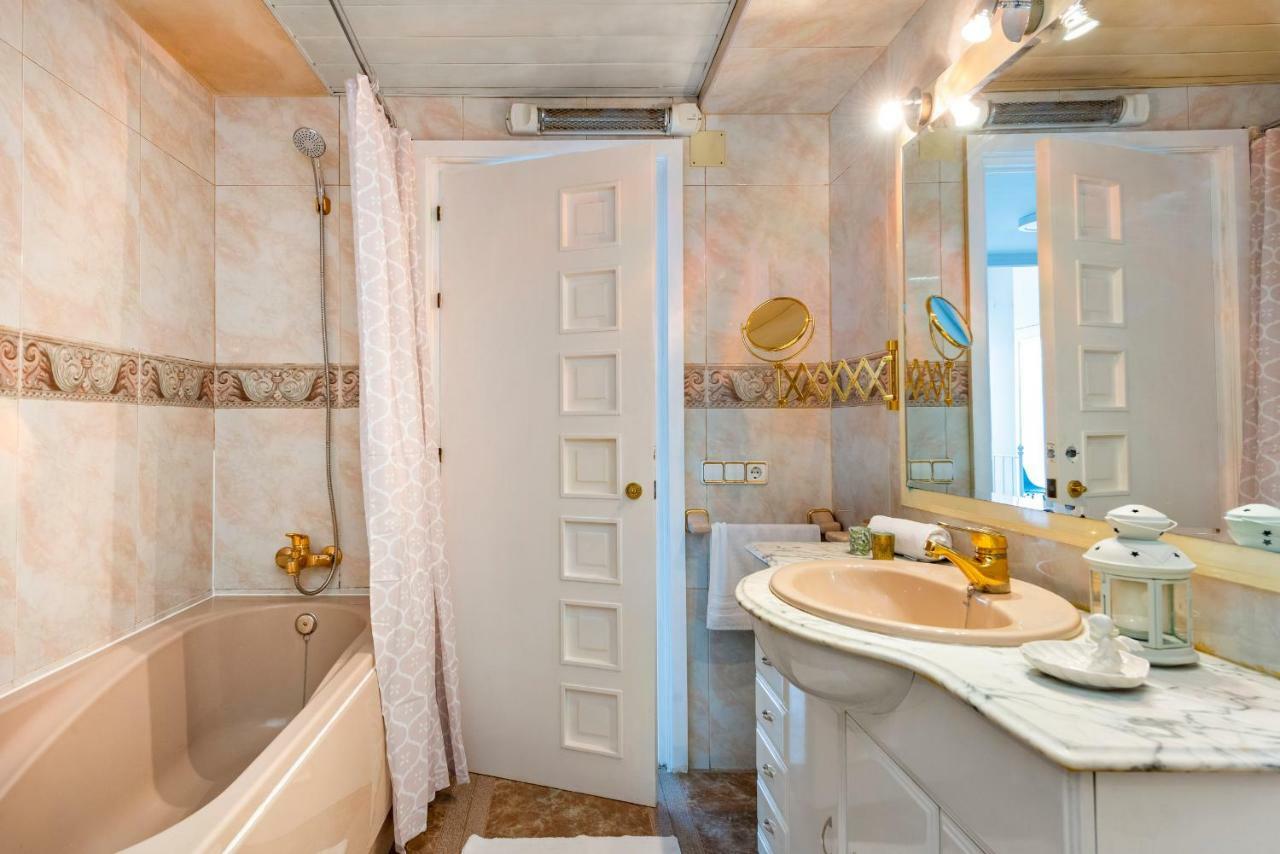 Hsh Suites Magdalena Séville Extérieur photo